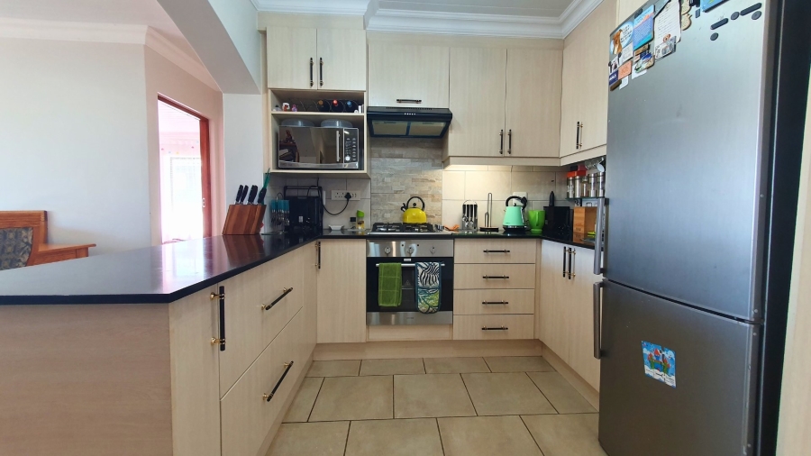 3 Bedroom Property for Sale in Dana Bay Western Cape